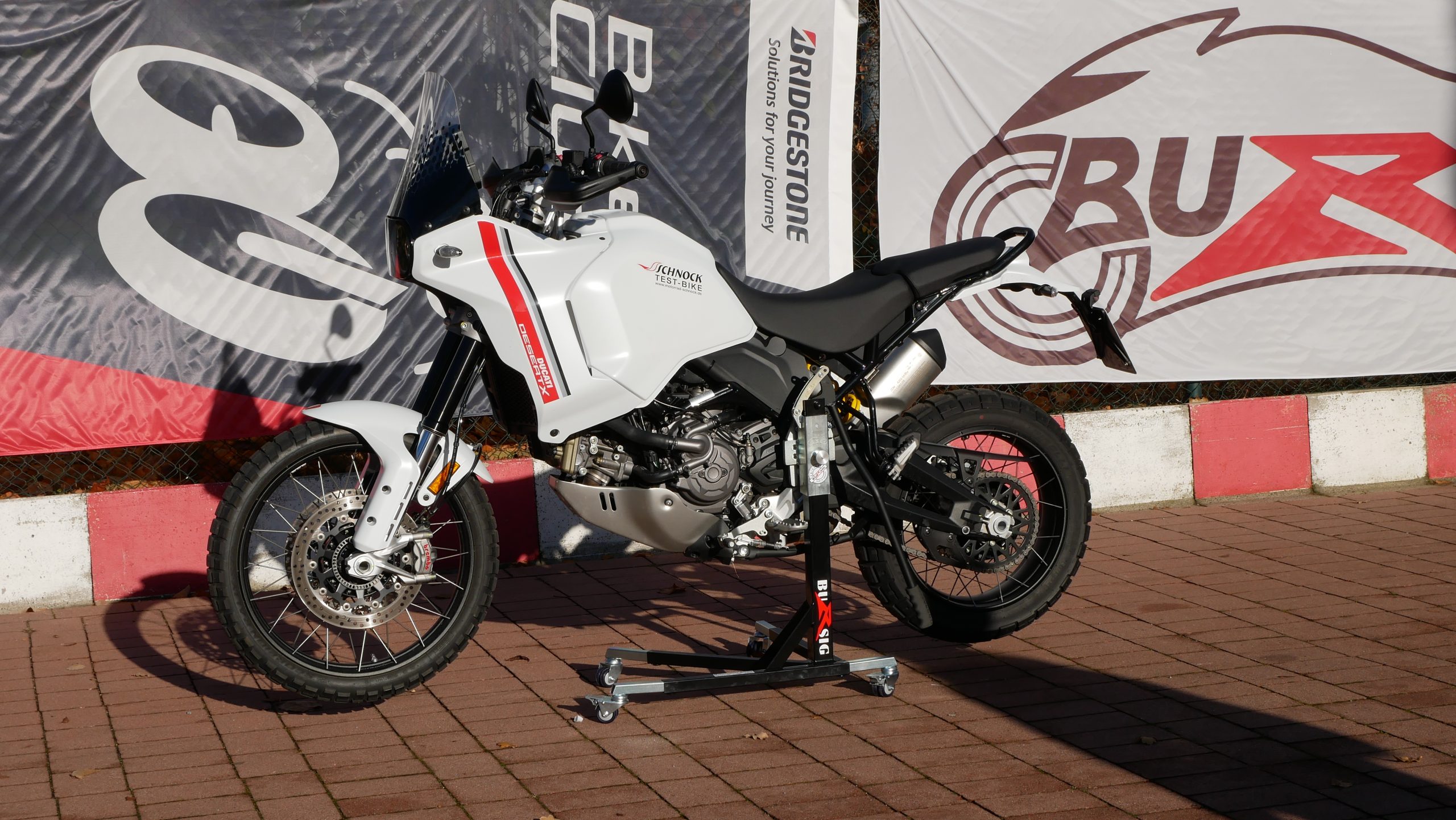 Bursig-Zentralstaender-Ducati-Desert-X-950-2022-23
