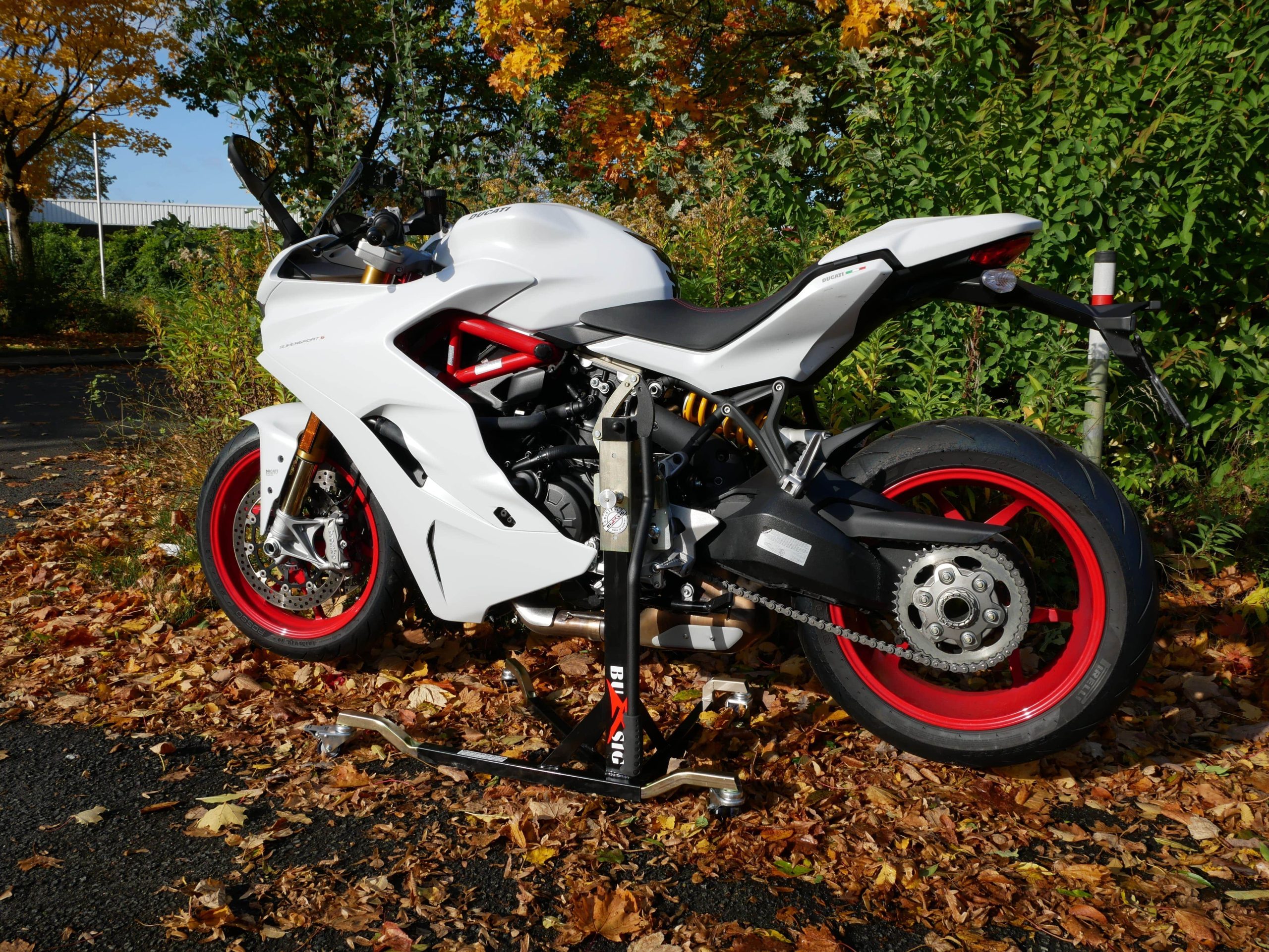 Bursig-Zentralstaender-Ducati-Supersport-950-S-2019-22