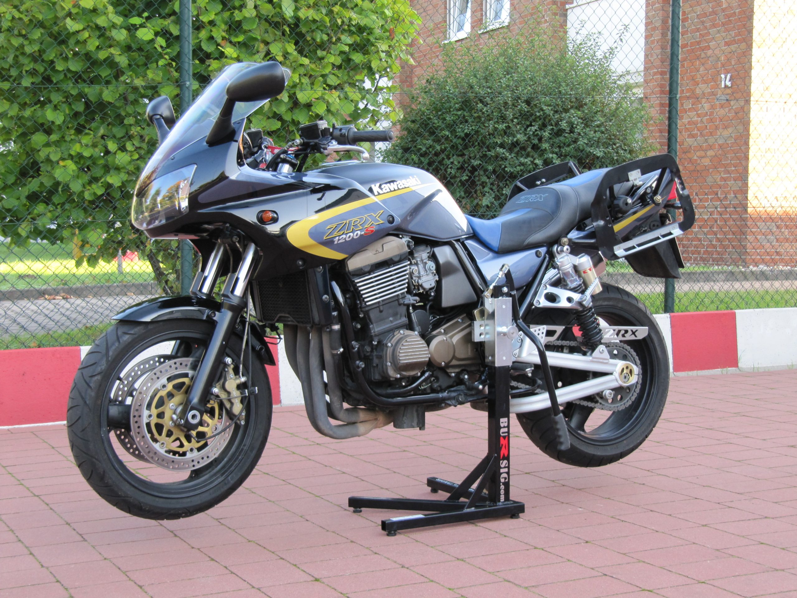 Bursig-Zentralstaender-Kawasaki-ZRX1200-S-N-2001-2006