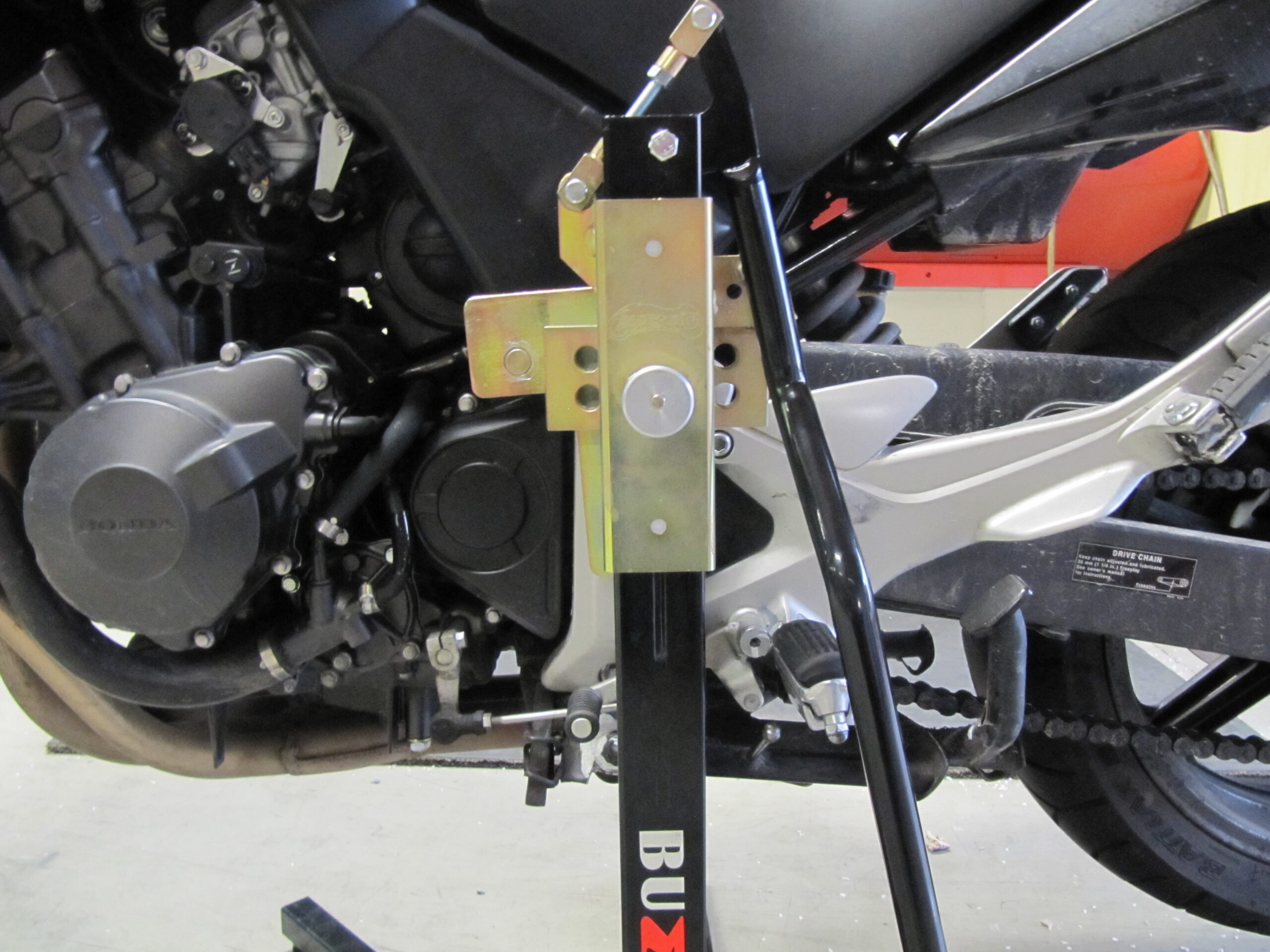 Bursig Zentralständer Honda CBF 600 SA PC 38