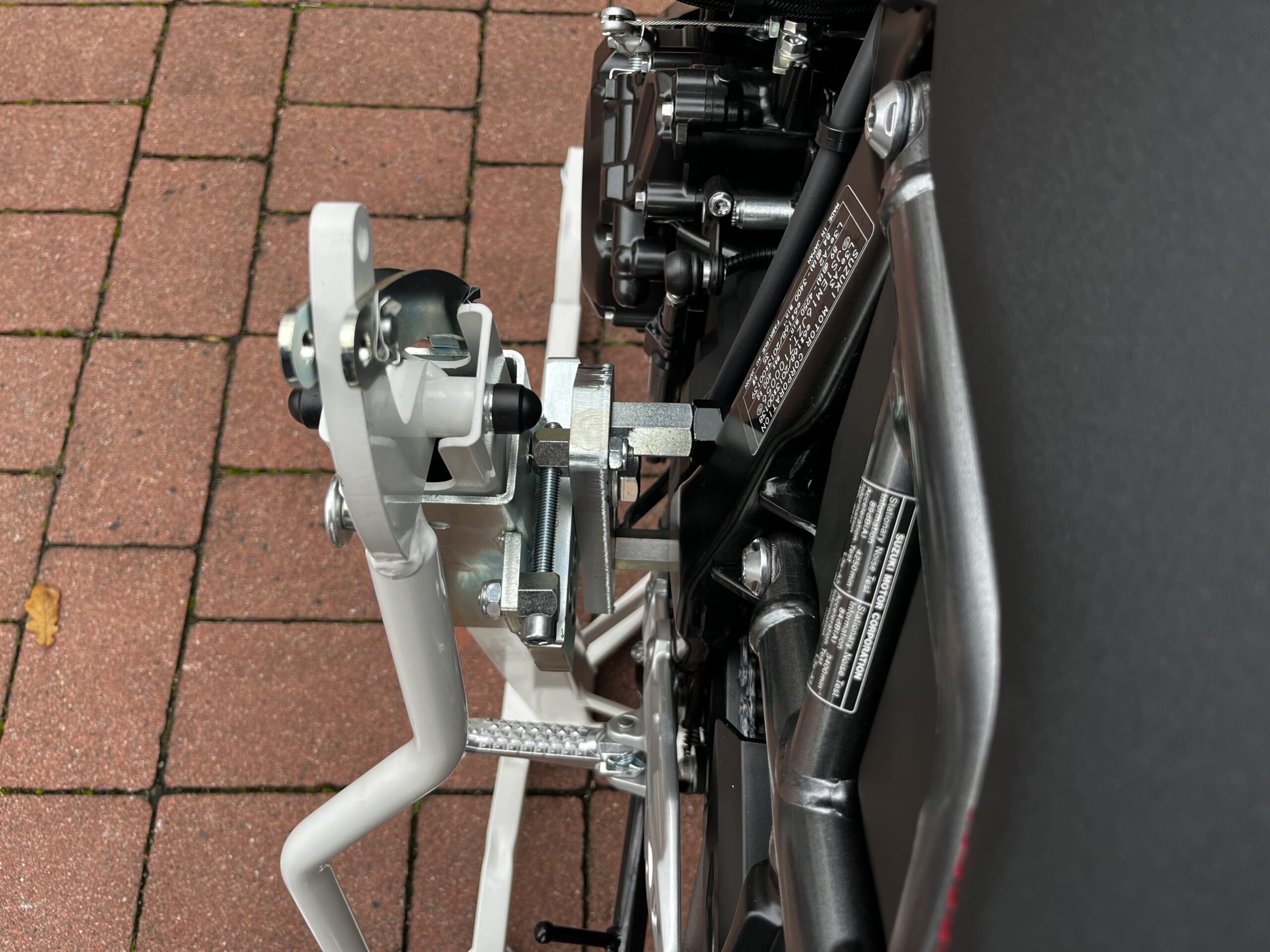 Bursig Zentralständer Suzuki GSX-8TT 2025-